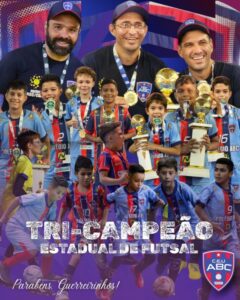Tricampeão Sub-10 de futsal, embarca para disputa da Taça Brasil