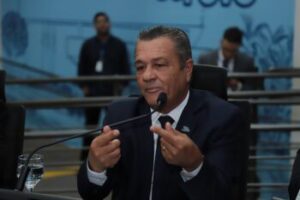 Vereador Delei solicita manutenção e recuperação da academia ao ar livre no bairro São Conrado
