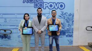Vereador Fábio Rocha homenageia profissionais de destaque durante Sessão Solene em comemoração ao Dia do Contabilista