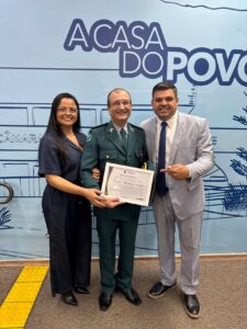 Vereador Silvio Pitu presta homenagem ao Subtenente Taylor Barbosa Mello por sua trajetória exemplar na Polícia Militar