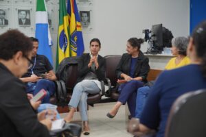 Vereadora Luiza se reúne com profissionais para discutir a precarização da assistência social em Campo Grande