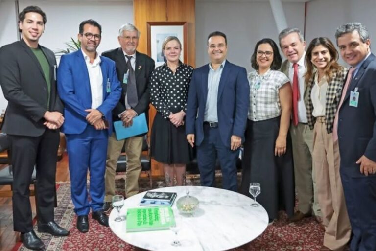 A 14 meses das eleições e cotado para ser pré-candidato ao governo de MS, Fábio Trad se filia ao PT