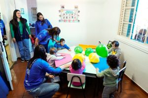 AGEMS Inclusiva leva informação, acolhimento e cidadania à Associação Juliano Varela