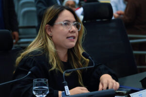 Ana Portela vota contra Moção de Protesto do PT à policiais militares de Mato Grosso do Sul