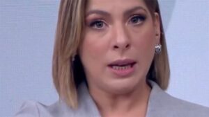Após sair da GloboNews, Daniela Lima publica poema enigmático