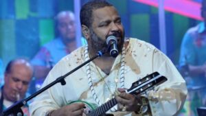Arlindo Cruz, cantor e compositor de samba, morre aos 66 anos