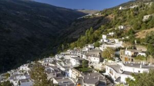 Cidade espanhola bane óbitos nos fins de semana