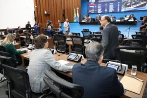 Comunicação obrigatória de registros sem paternidade deve ser votada em segunda