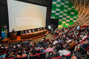Conferência de saneamento da AGEMS reúne mais de 40 municípios e avança na construção de cidades sustentáveis