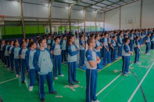 Coronel David e lideranças de São Gabriel visitam escola cívico-militar Marçal de Souza