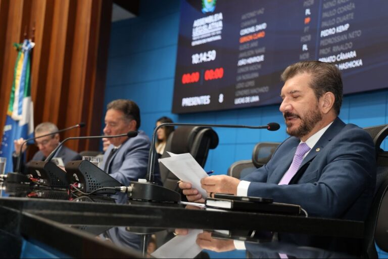 Criada Frente Parlamentar em Defesa dos Profissionais da Saúde