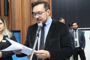 Deputado Lucas de Lima propõe lei contra vício em internet em MS