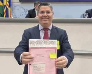 Dr. Victor Rocha apresenta Projeto de Lei que cria o Programa “Se Cuida Jovem” em Campo Grande