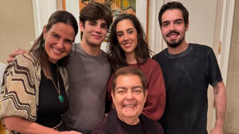 Esposa de Faustão diz que recuperação segue bem