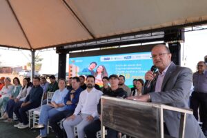 Estado aproveita lançamento de obras de habitação para anunciar inauguração do Hospital Regional