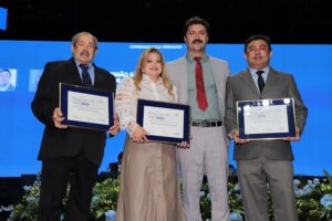 Flávio Cabo Almi participa de Sessão Solene pelos 126 anos de Campo Grande e homenageia cidadãos