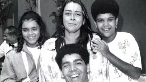 Gilberto Gil presta homenagem à mãe de Preta em aniversário
