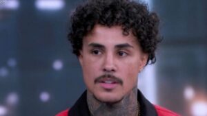 Globo anuncia que MC Livinho está fora da Dança dos Famosos