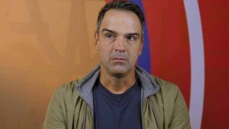 Globo toma decisão sobre Tadeu Schmidt no comando do BBB