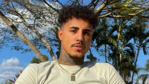 MC Livinho recebe alta hospitalar após acidente: "Vida nova"