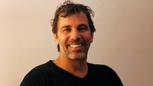 Marcelo Faria vai estrelar adaptação de Crime e Castigo no teatro