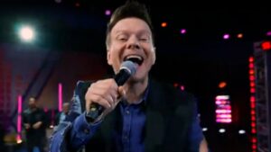 Michel Teló anima Estrela da Casa com hits e surpresas