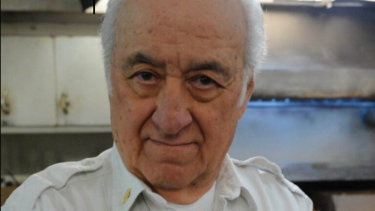 Morre o ator Jerry Adler, de "Família Soprano", aos 96 anos