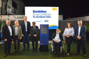 Prefeita Adriane participa de inauguração de escola e sede do Sistema Comércio MS