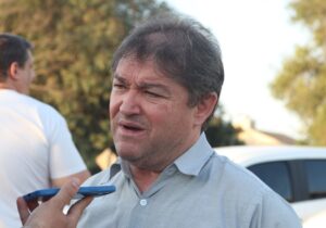 Prefeito Edilson Magro entrega veículos e anuncia investimentos em obras e saneamento em Coxim