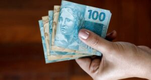 Prefeitura paga salário de servidores municipais nesta sexta-feira (29)