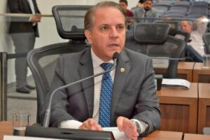 Projetos versam sobre juros em consignados e segurança para proteger imóveis