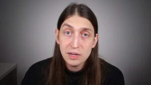 Quem é Felca, o youtuber que expôs a adultização infantil