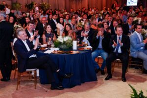 Renato Câmara cria homenagem a médicos-veterinários com nome de Cláudio Martins Real