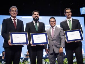 Secretário de Governo, jurista e economista recebem título Cidadão Campo-Grandense do Presidente Papy