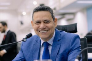 Vereador Clodoilson Pires solicita sinalização e manutenção de ruas após pedidos de moradores do Caiçara e Monte Alegre