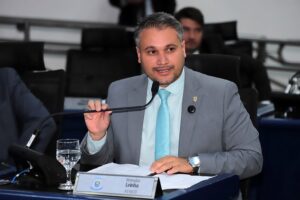 Vereador Leinha solicita pavimentação asfáltica nos bairros Los Angeles e Monte Alegre