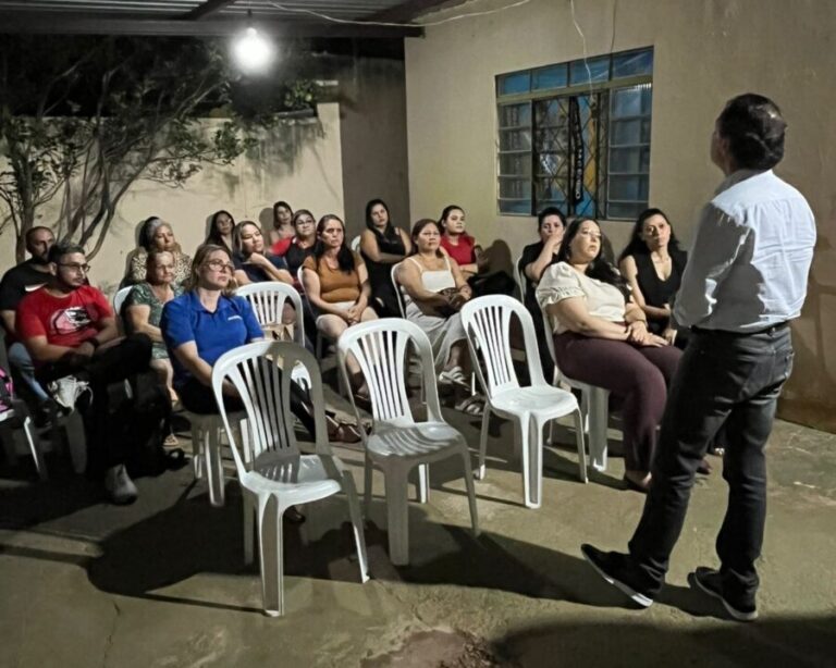Vereador Marquinhos Trad ouve moradores da região da Piratininga