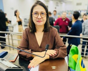 Vereadora Luiza apresenta moção de protesto contra apologia à violência por formandos da Polícia Militar