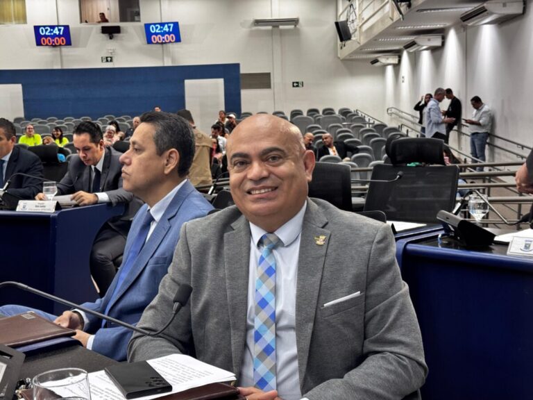 Vereadores aprovam projeto de Ronilço Guerreiro que reconhece 12 feiras livres da Capital como patrimônio cultural