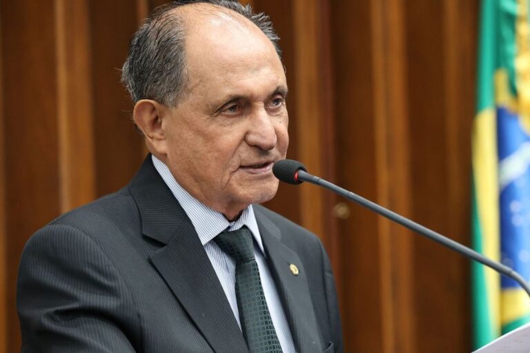 Zé Teixeira explica destinação de recursos à Saúde de Dourados