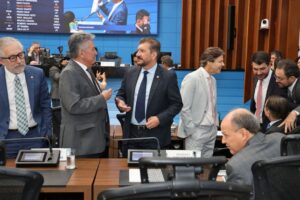 <b>Ordem do Dia</b>: Projeto sobre cancelamento digital imediato de serviços vai à sanção