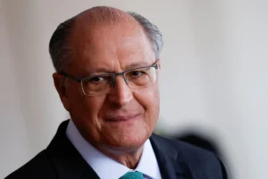 Alckmin diz que Brasil está “otimista” com conversa entre Lula e Trump