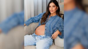 Atriz Mariana Rios exibe evolução da barriga aos cinco meses