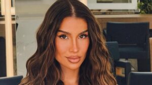Bianca Andrade estreia novo visual no The Town