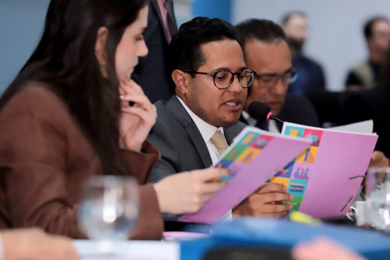 Câmara CG garante recursos para mães atípicas e Papy celebra: “Inclusão que transforma”