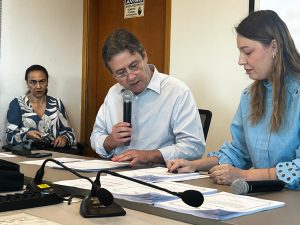 Conselho Estadual de Saúde empossa novos membros e elege mesa diretora para o triênio 2025-2028
