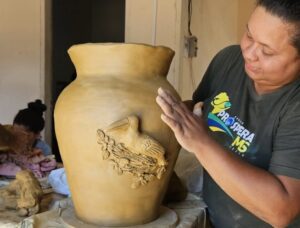 Encerramento do Projeto “Oficina de Vasos e Potes em Terra Cozida do Pantanal” em Coxim