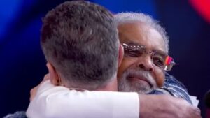 Gilberto Gil se emociona ao lembrar de Preta em programa de TV