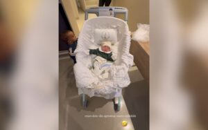 João Gomes mostra encontro dos filhos Jorge e Joaquim no hospital