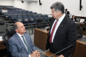 João Henrique cobra transparência em repasses do Estado aos municípios